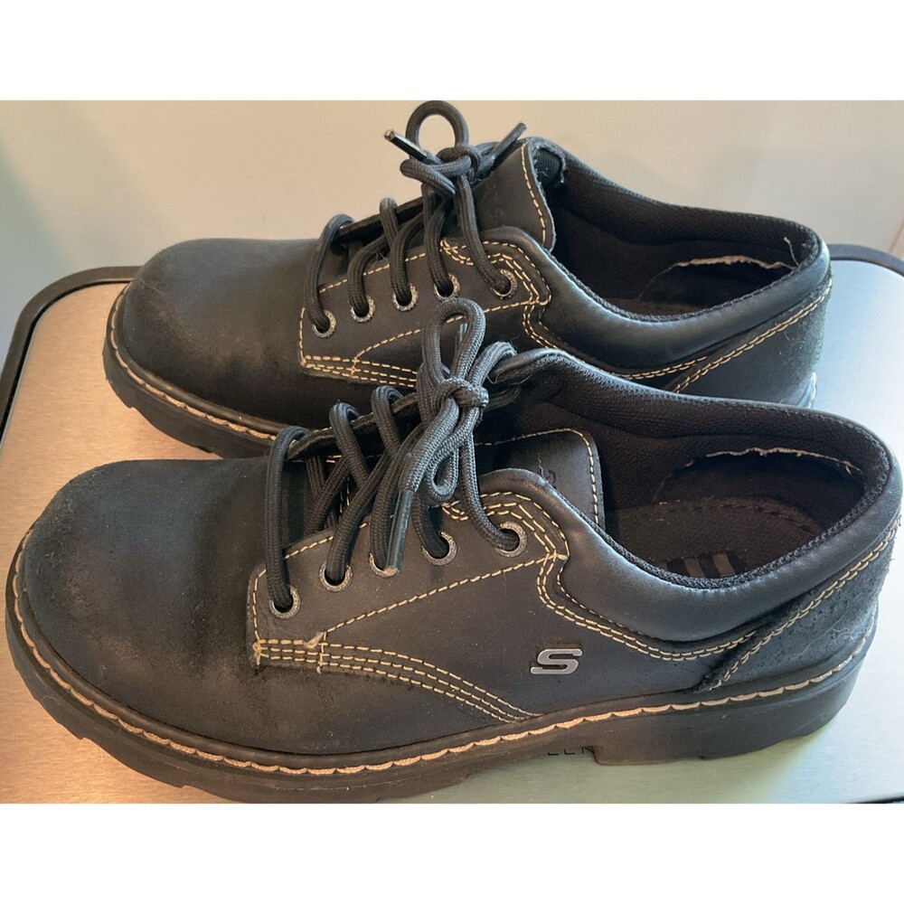EUC Skechers Women's Parties-Mate Lace-up Oxford, Black Suede Leather 8.5